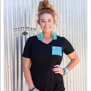 CRAZY TRAIN BLACK TOP WITH TURQUOISE STONE POCKET